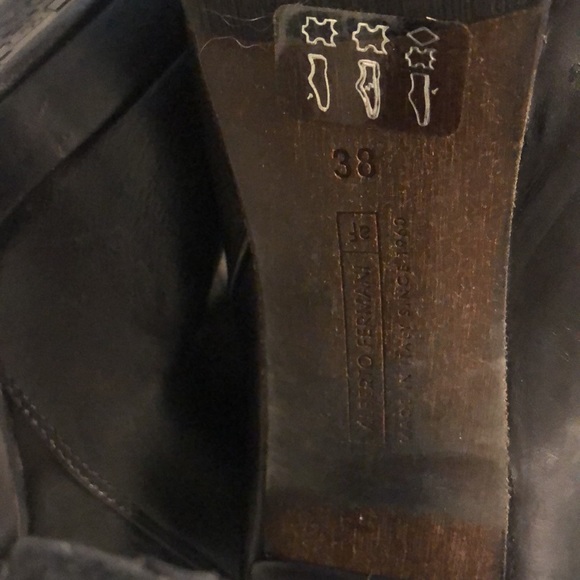 Alberto Fermani  Leather Ankle Boots - Picture 9 of 9